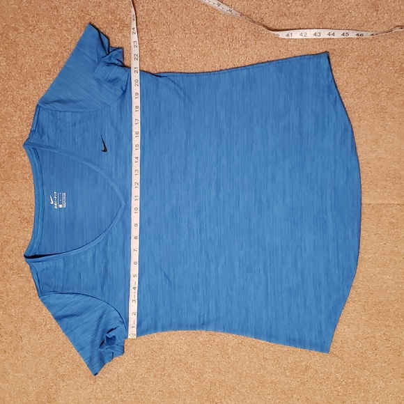 Nike Women's Blue Tee-shirt - Picture 7 of 10